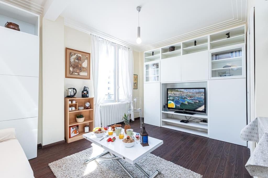 Stalingrad 32 - Cosy Apartement Close Old Port Nizza Esterno foto